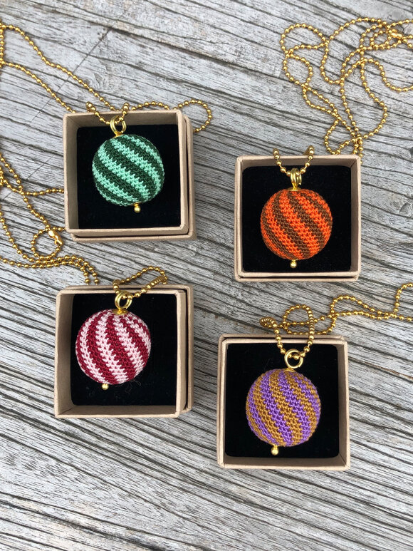 Necklace stripes - flere varianter