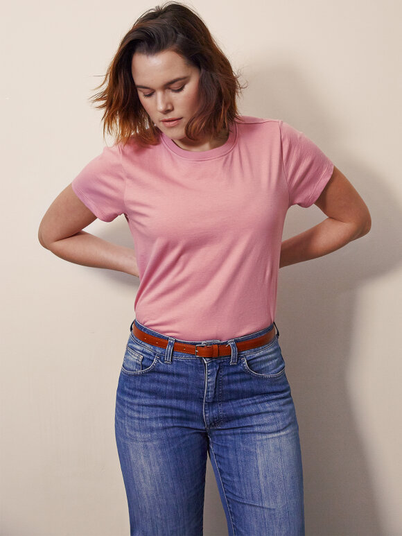 Boob - The-shirt tee - pink