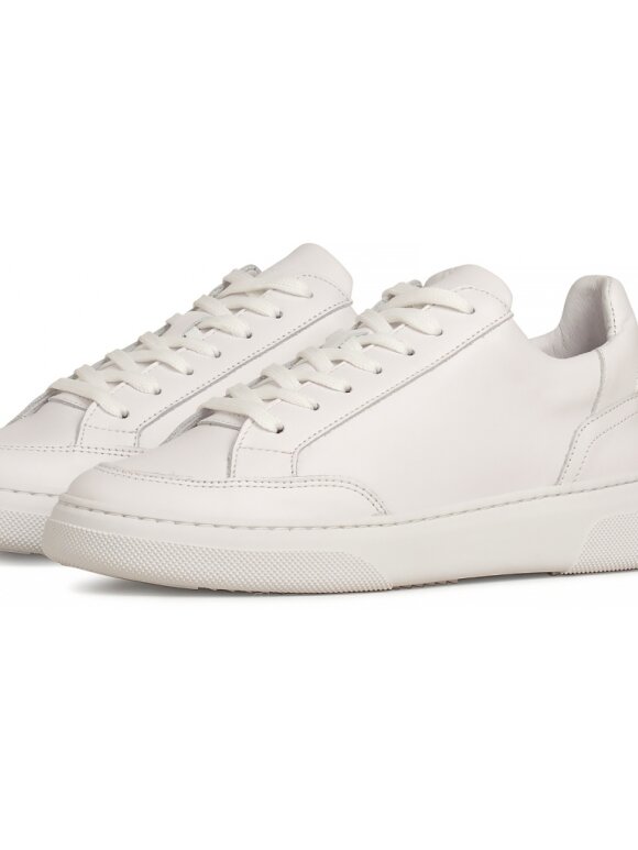 Garment Project - Off court sneakers  all white leather