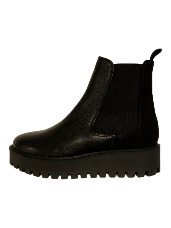 Garment Project - Mina Chelsea Boot - Black Leather