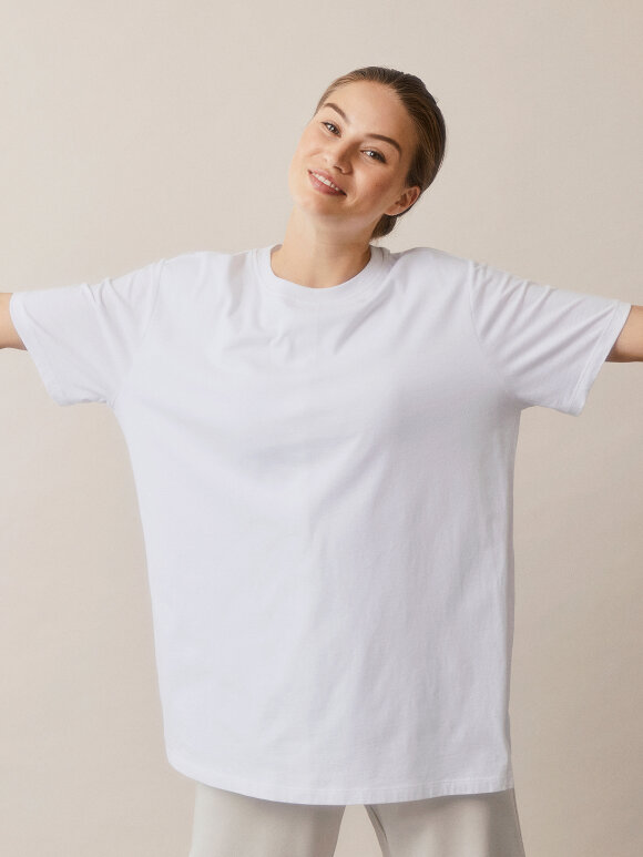 Boob - Oversized The-Shirt, Hvid