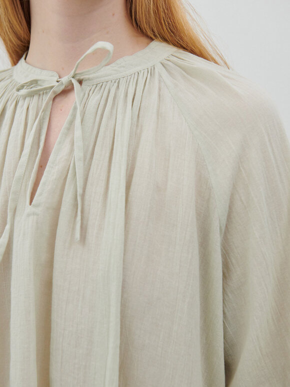 Skall Studio - Anni blouse, Sage green