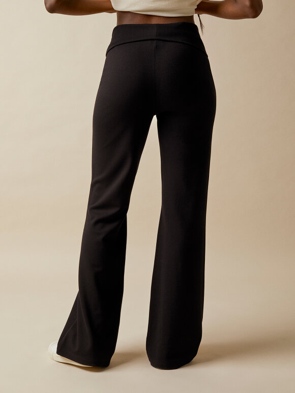 Boob - OONO Flared Pants, Black