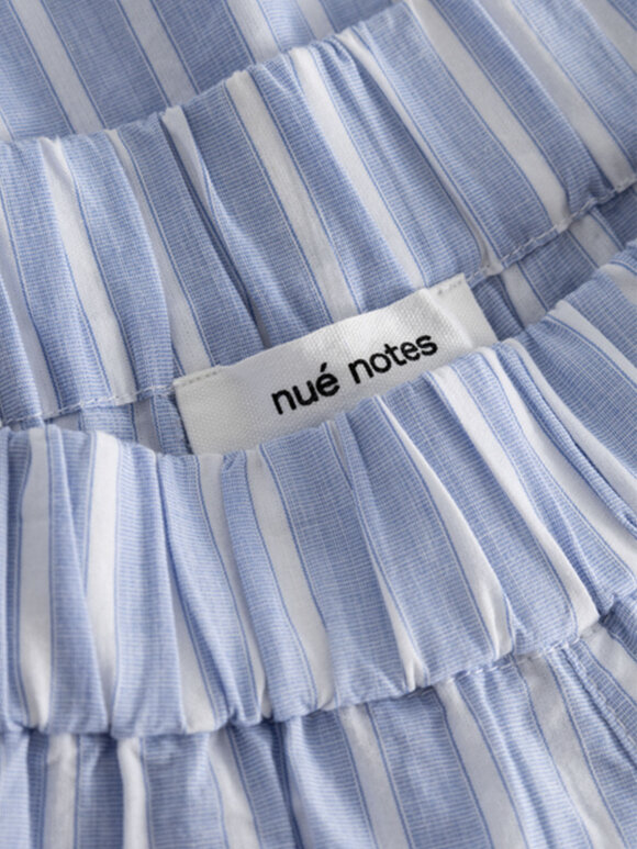 Nué Notes - Juliano shorts blue stripe