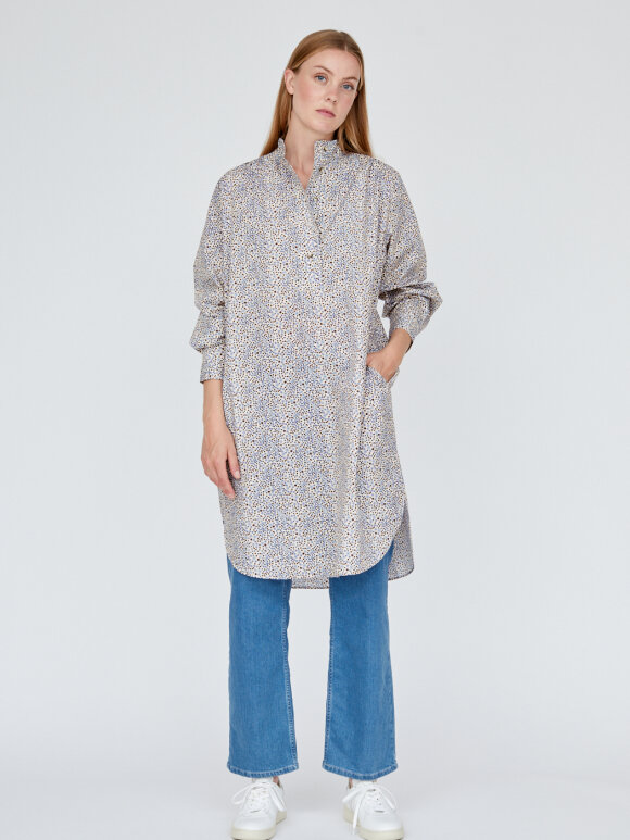 Basic Apparel - Hazel shirtdress - flowers