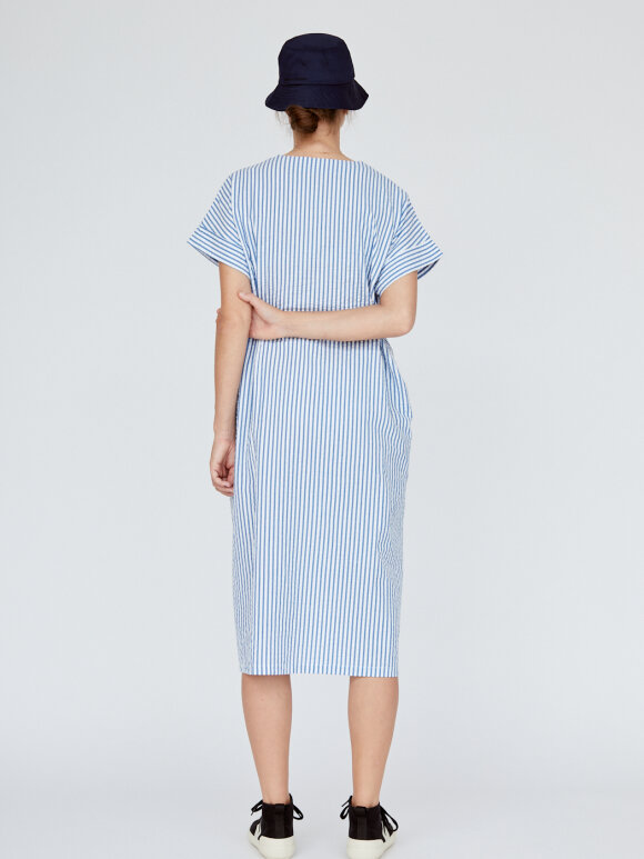 Basic Apparel - Anisse dress blue stripes
