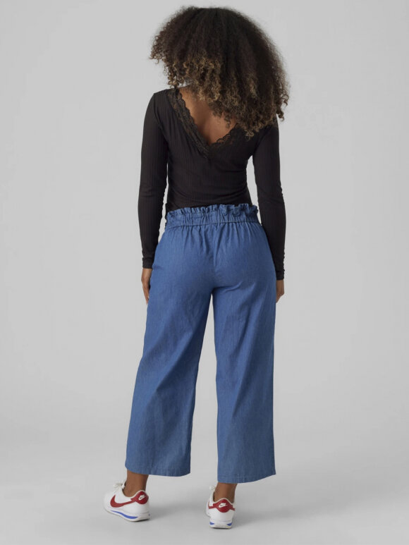 Mamalicious - Vibbe wide pant - denim blue