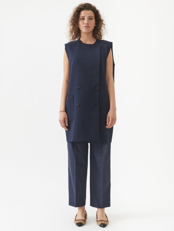 Nué Notes - Vesper suiting Vest - navy