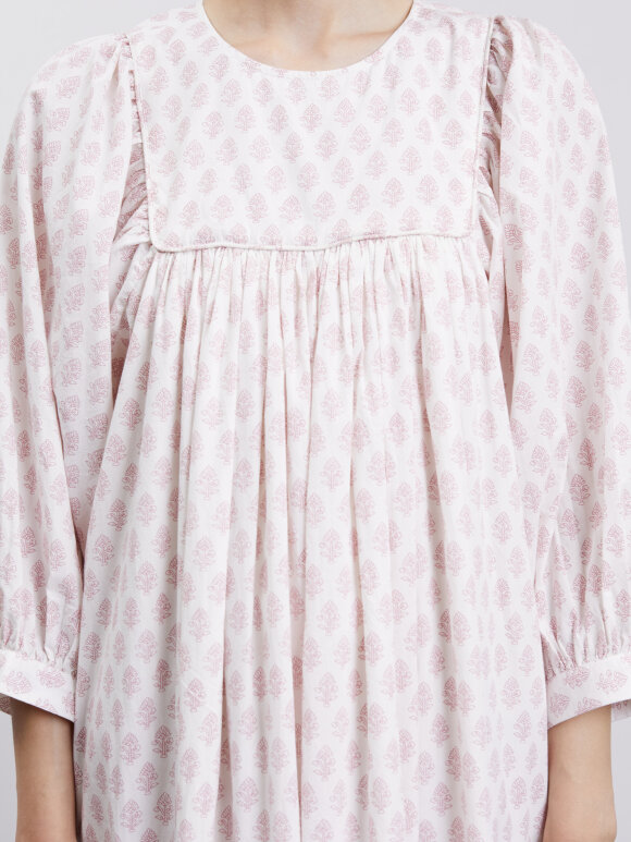 Skall Studio - delphine dress - sindhi print soft pink