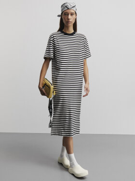 Mads Nørgaard - Nou organic dress - black stripe