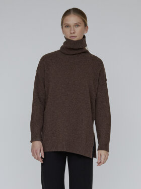Basic Apparel - Line T-neck sweater - 2 farver