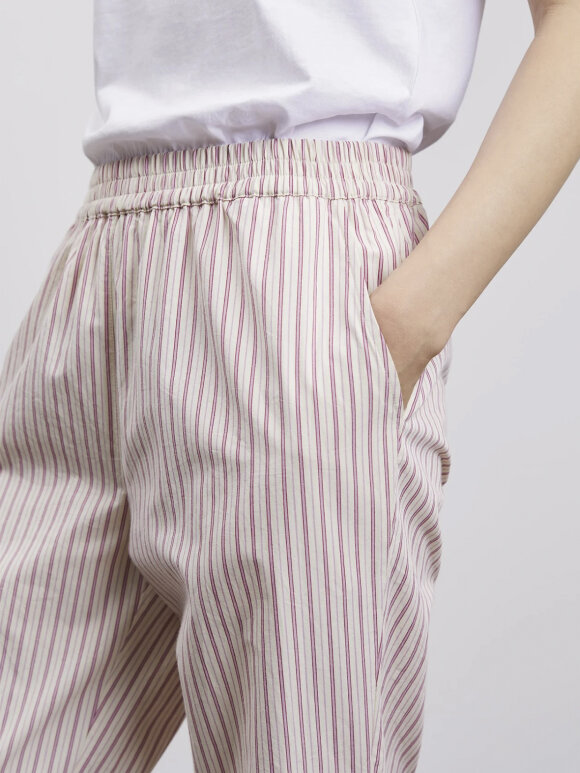 Skall Studio - Edgar pant - ruby red/white stripes