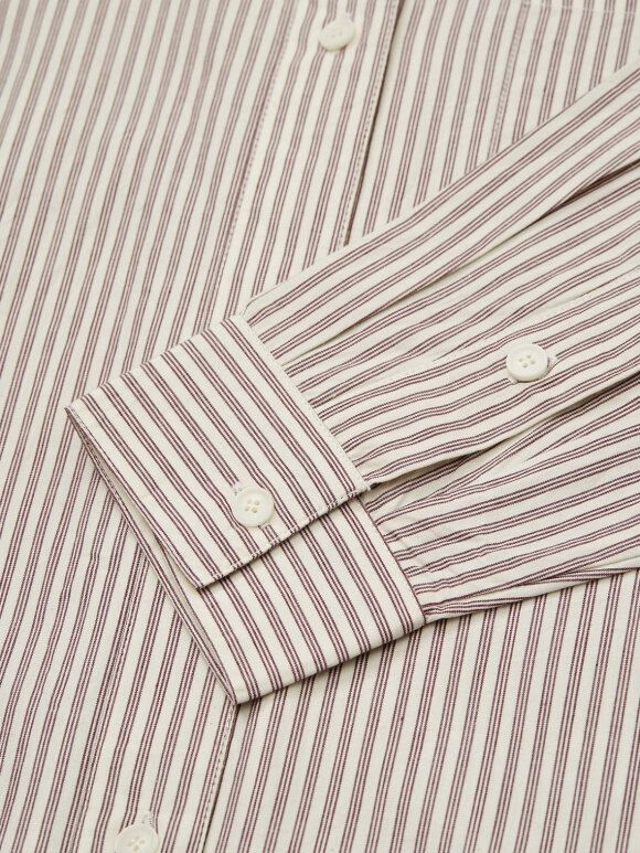 Skall Studio - Edgar shirt - light cream / burgundy stripe