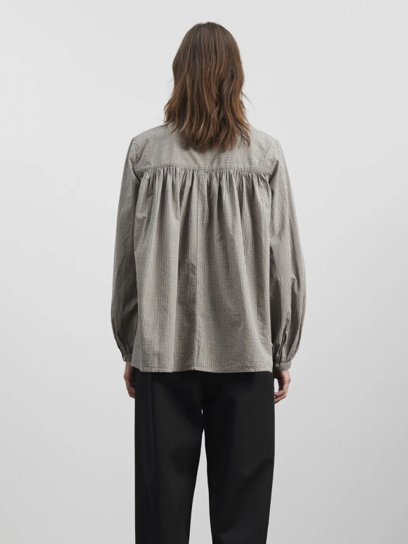Skall Studio - Rita shirt - beige/grey mini check