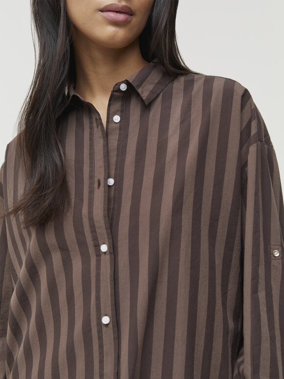 AIAYU - Shirt - mocha stripe