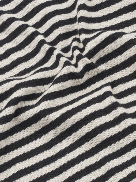 Basic Apparel - Soya ss tee - mini stripe black