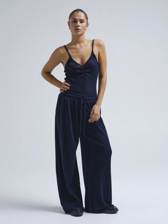 Seamless Basic - Barbera merino buks - navy blue