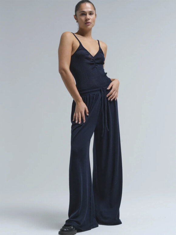 Seamless Basic - Barbera merino buks - navy blue