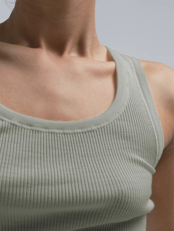 Seamless Basic - Mya wool silk tank top - flere farver